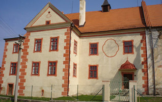Ostrolovský Újezd - zámeček
